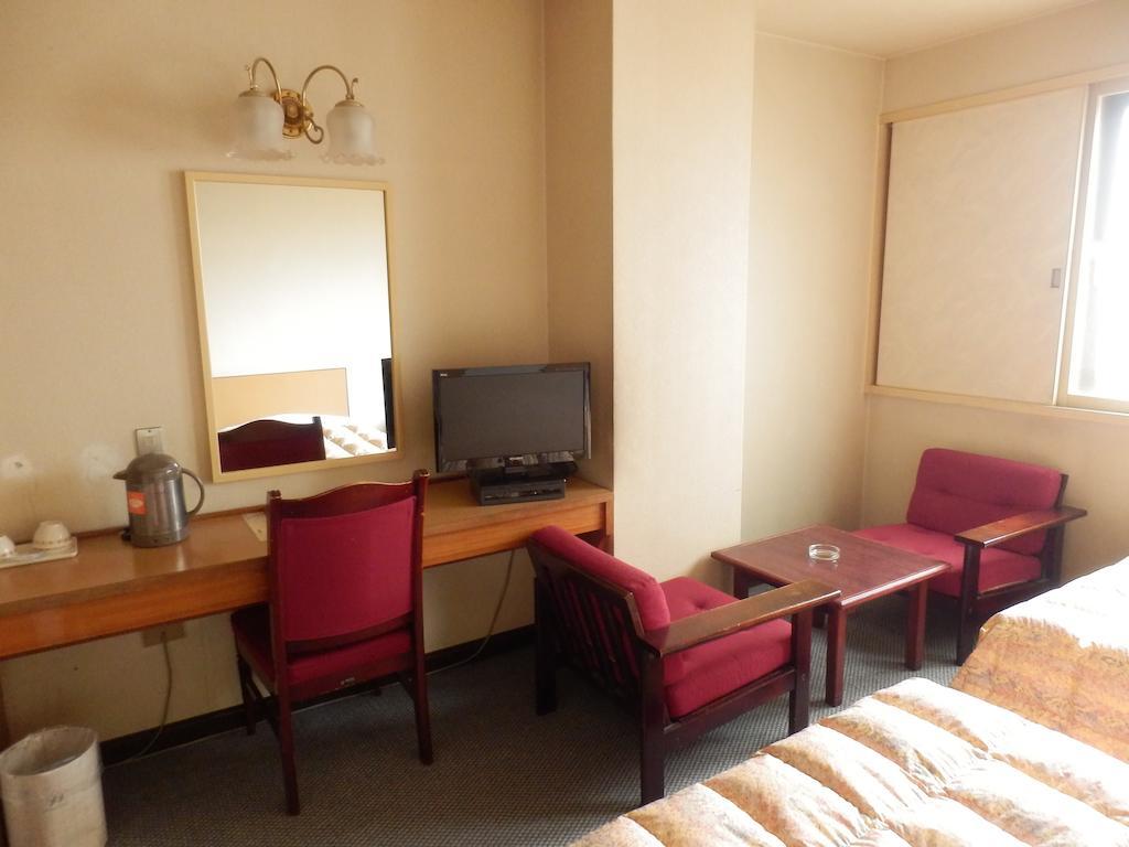 Oka Hotel Kanazawa Zimmer foto